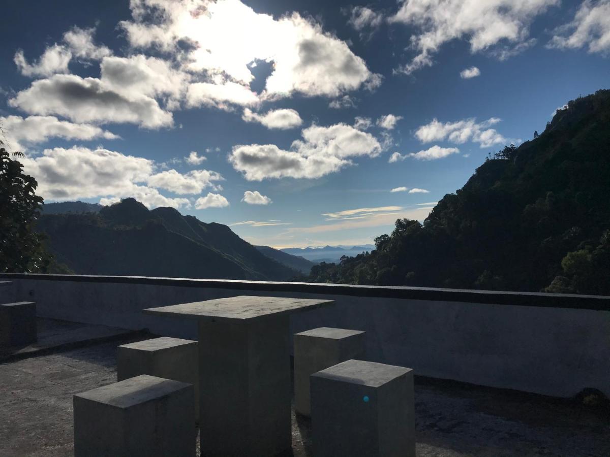 Rawana View Guest house *