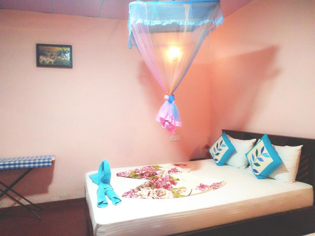 Summer Lesser Villa *