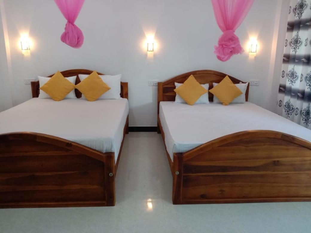 Charming View Bed & Breakfast *