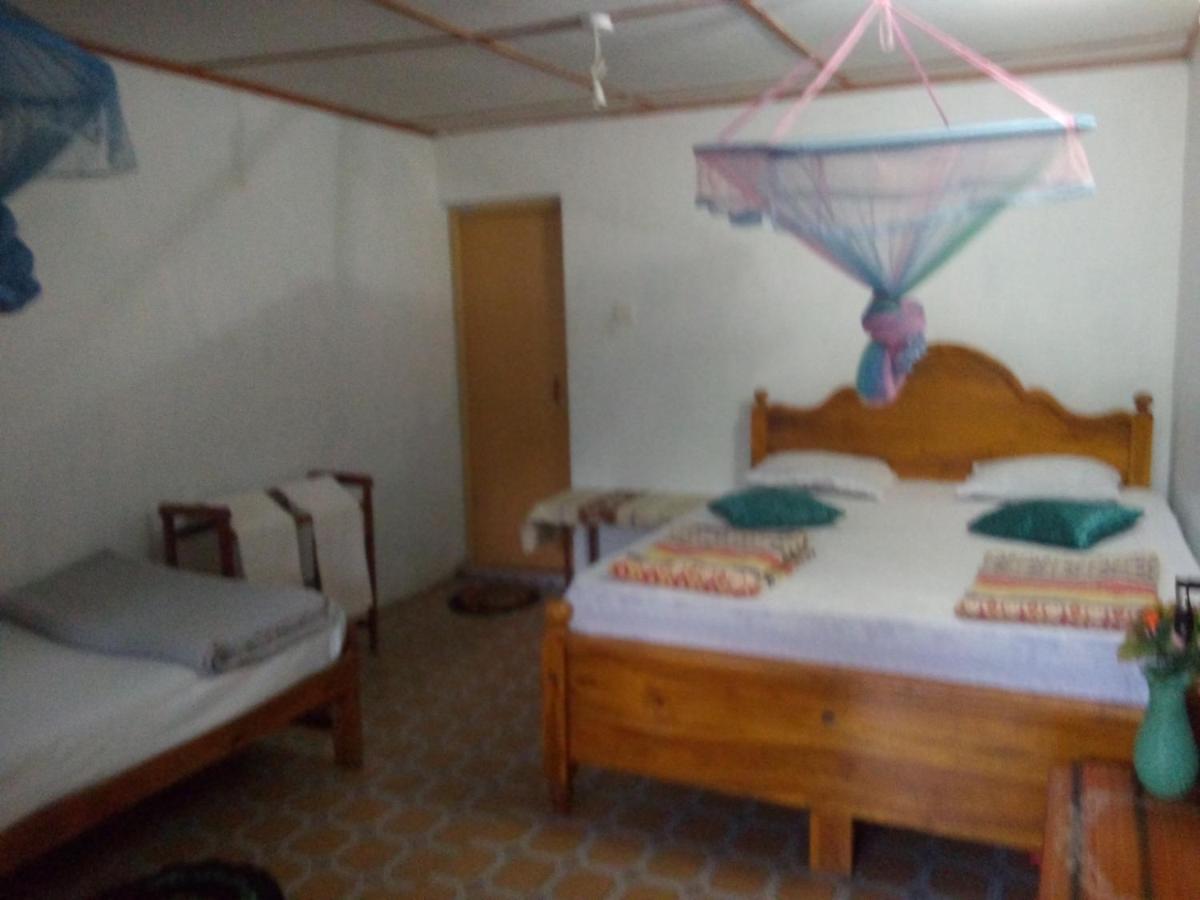 Villa J