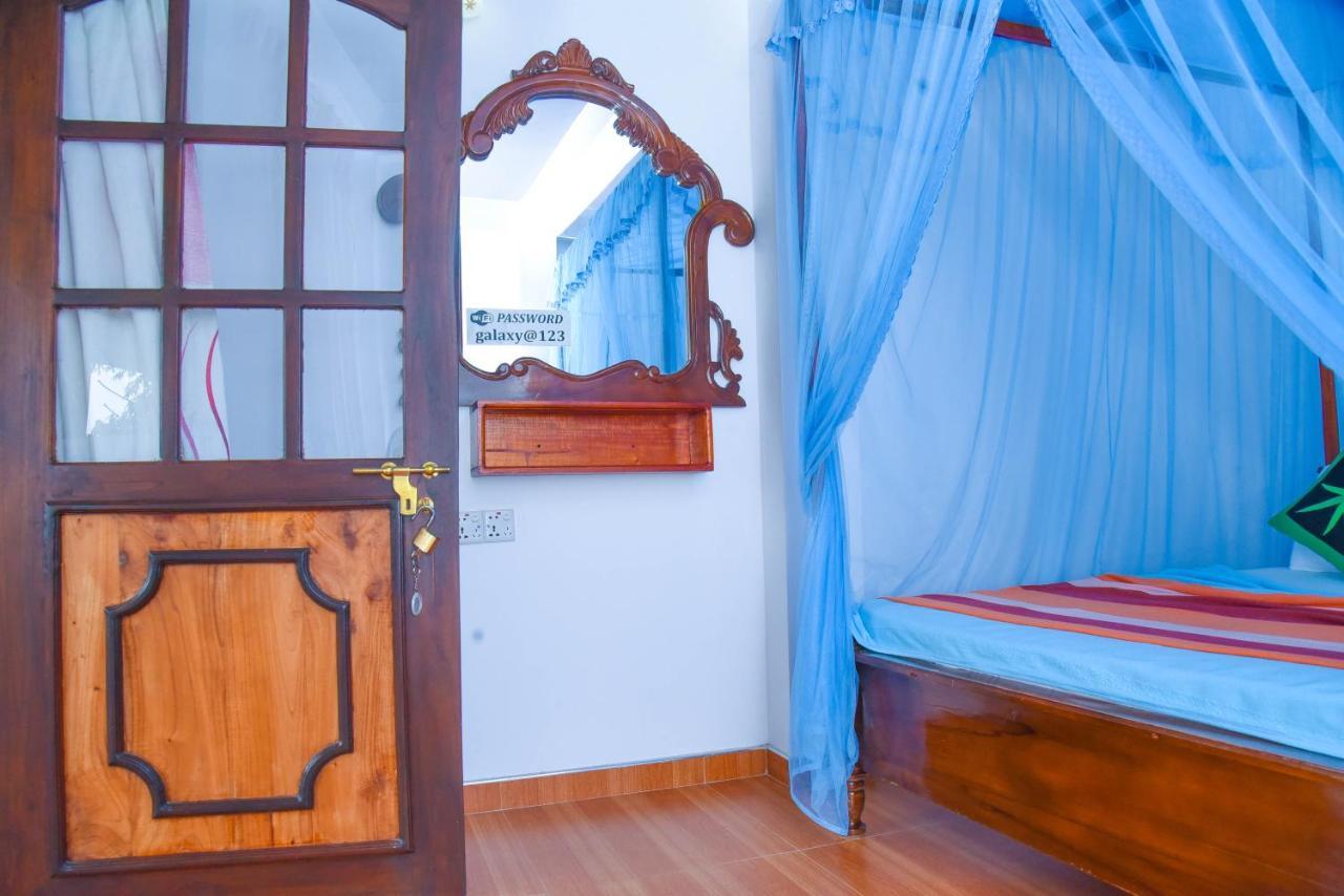 Homestay Galaxy View *