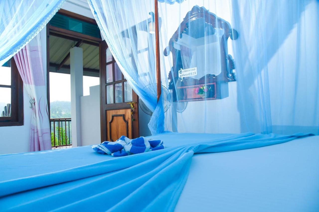 Homestay Galaxy View *