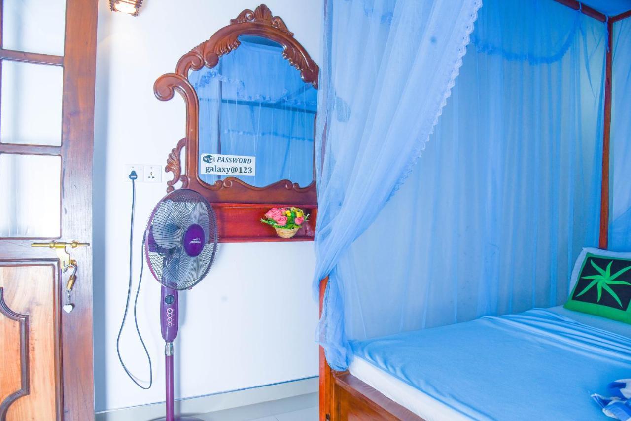 Homestay Galaxy View *