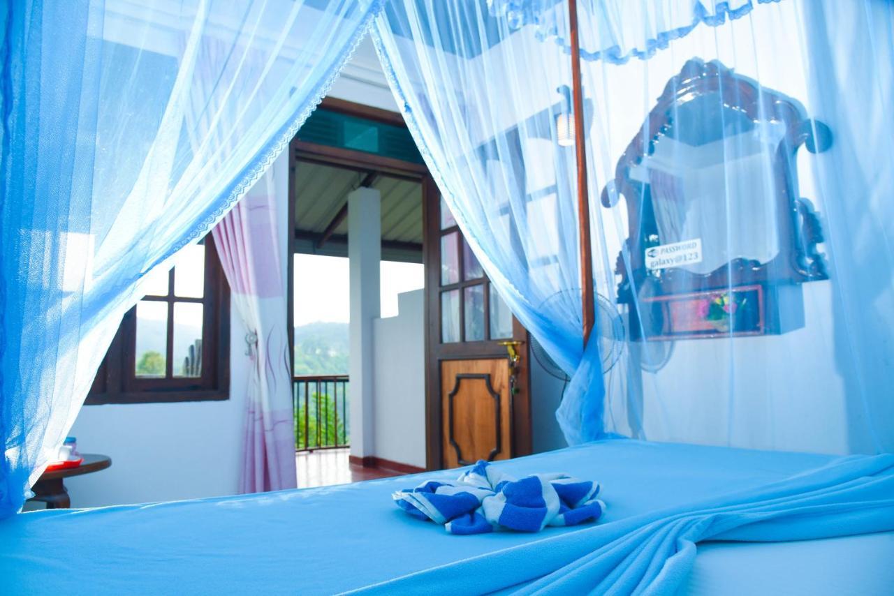 Homestay Galaxy View *