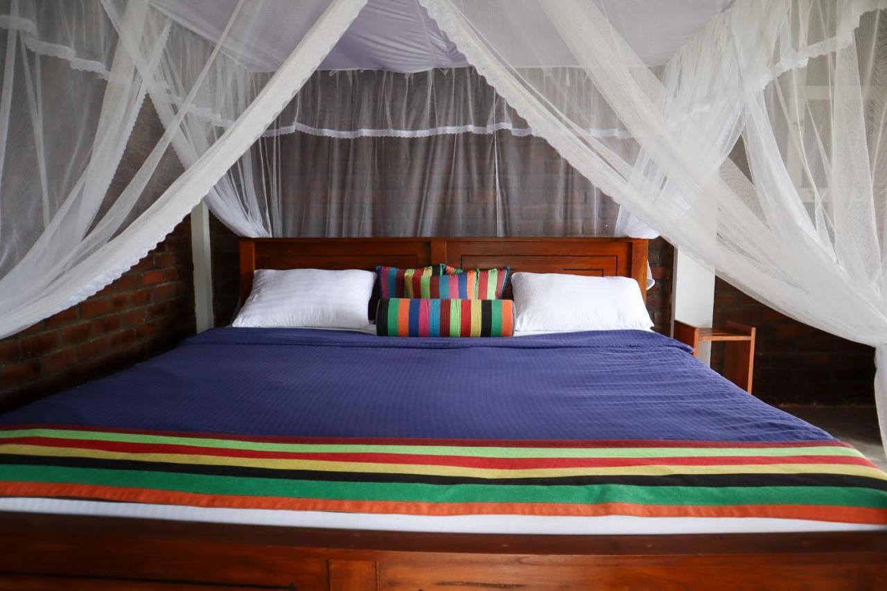 Bed & Breakfast Shambala Retreat *