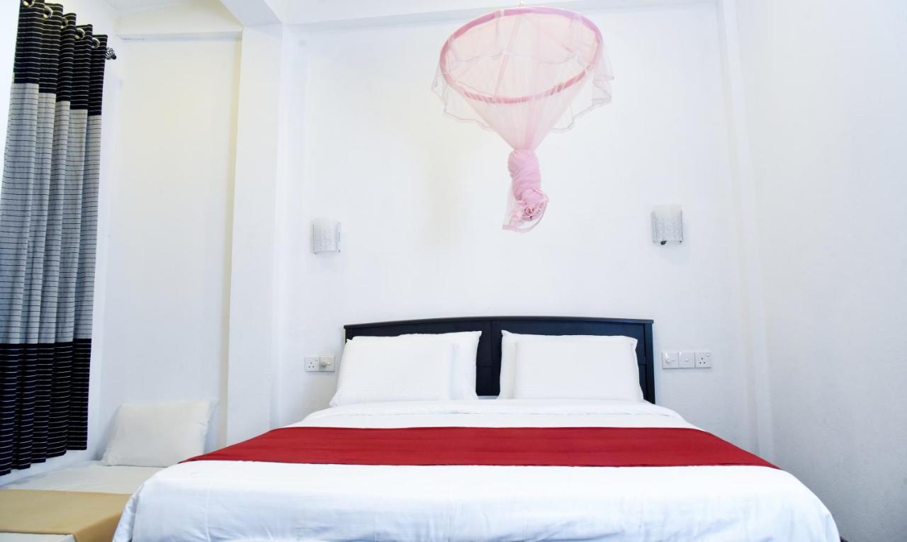 Hotel Grand 39 Ella