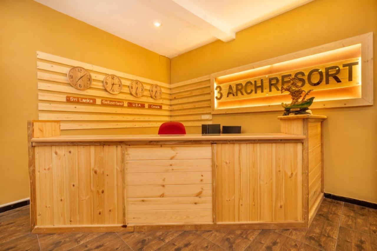 3 Arch Hotel *