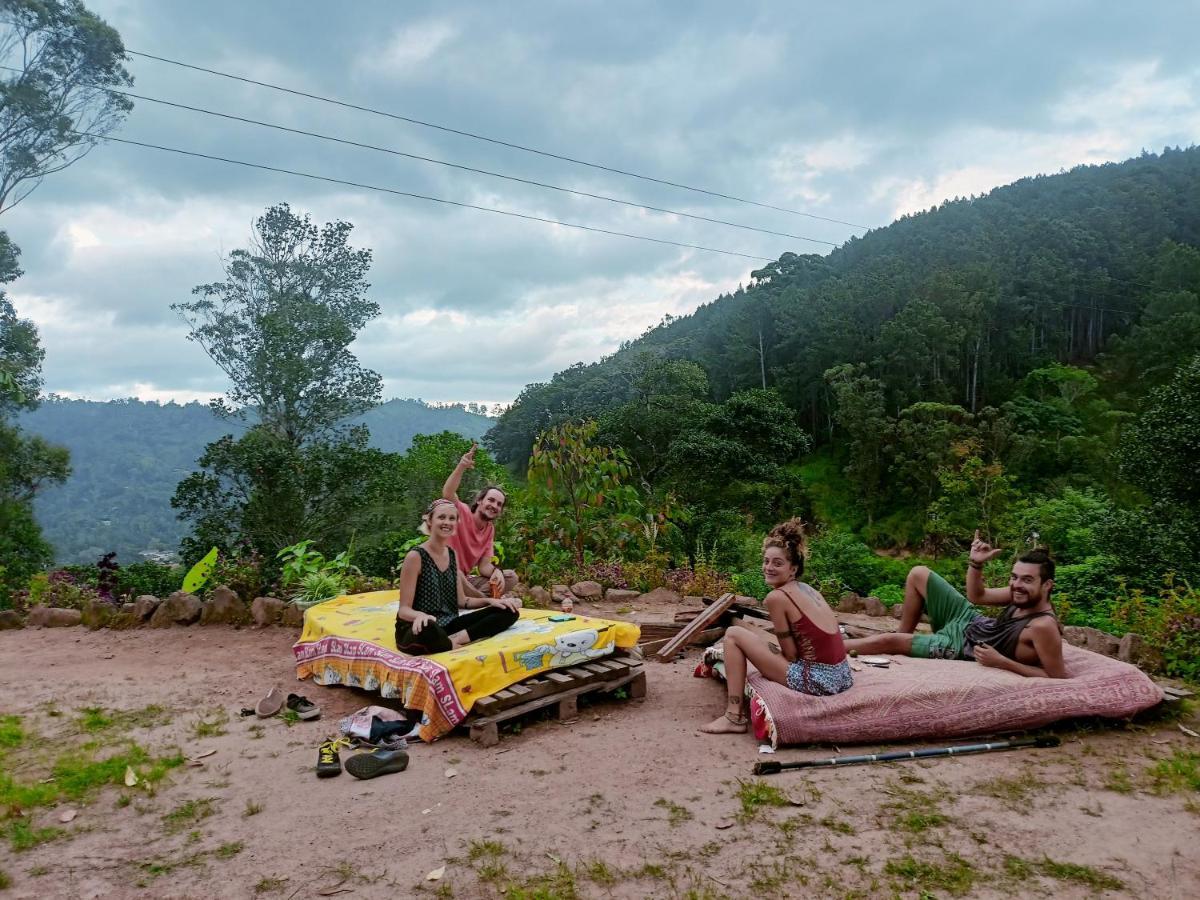 Freedom Camp Luxury tent