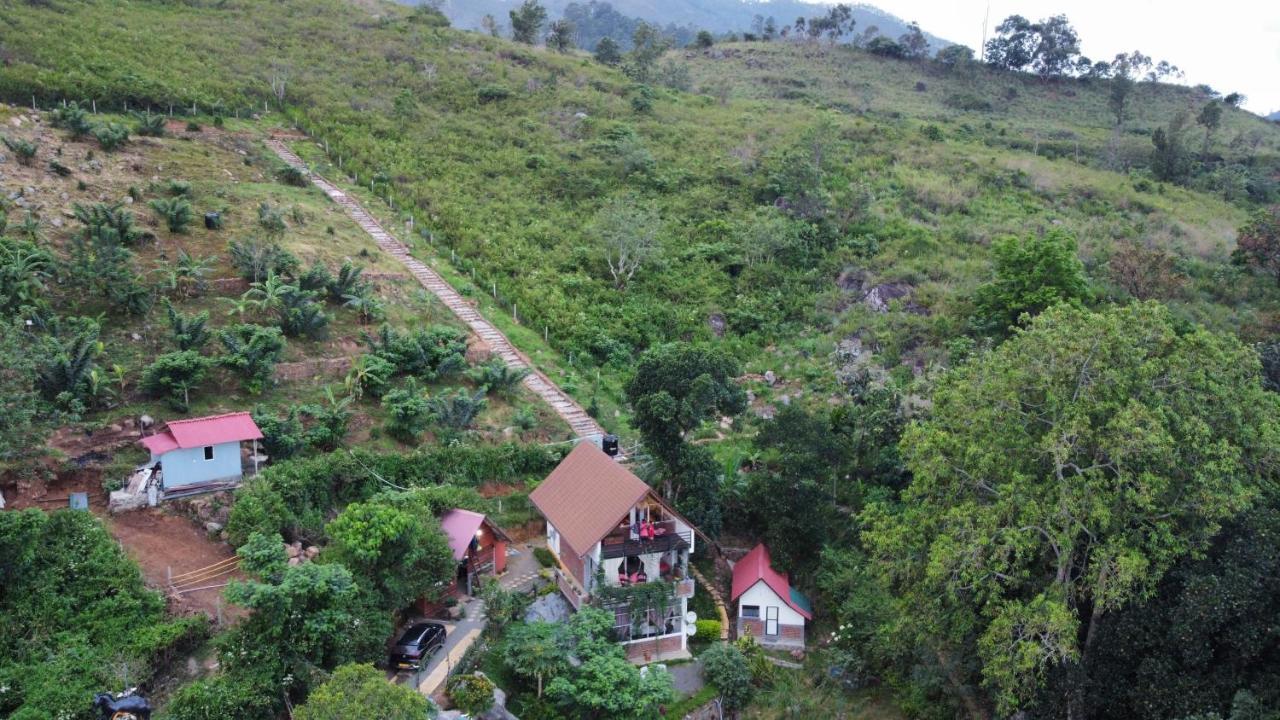 Dolape Lodge *