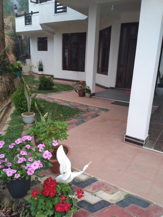 Holly House Homestay Ella