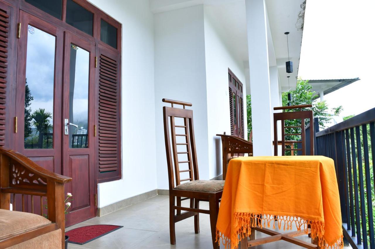 Dilshan Guest house *