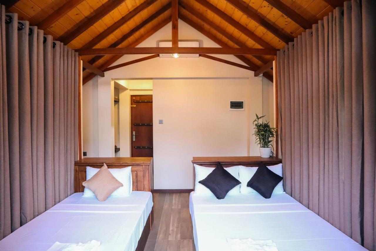 Misty Hotel Ella