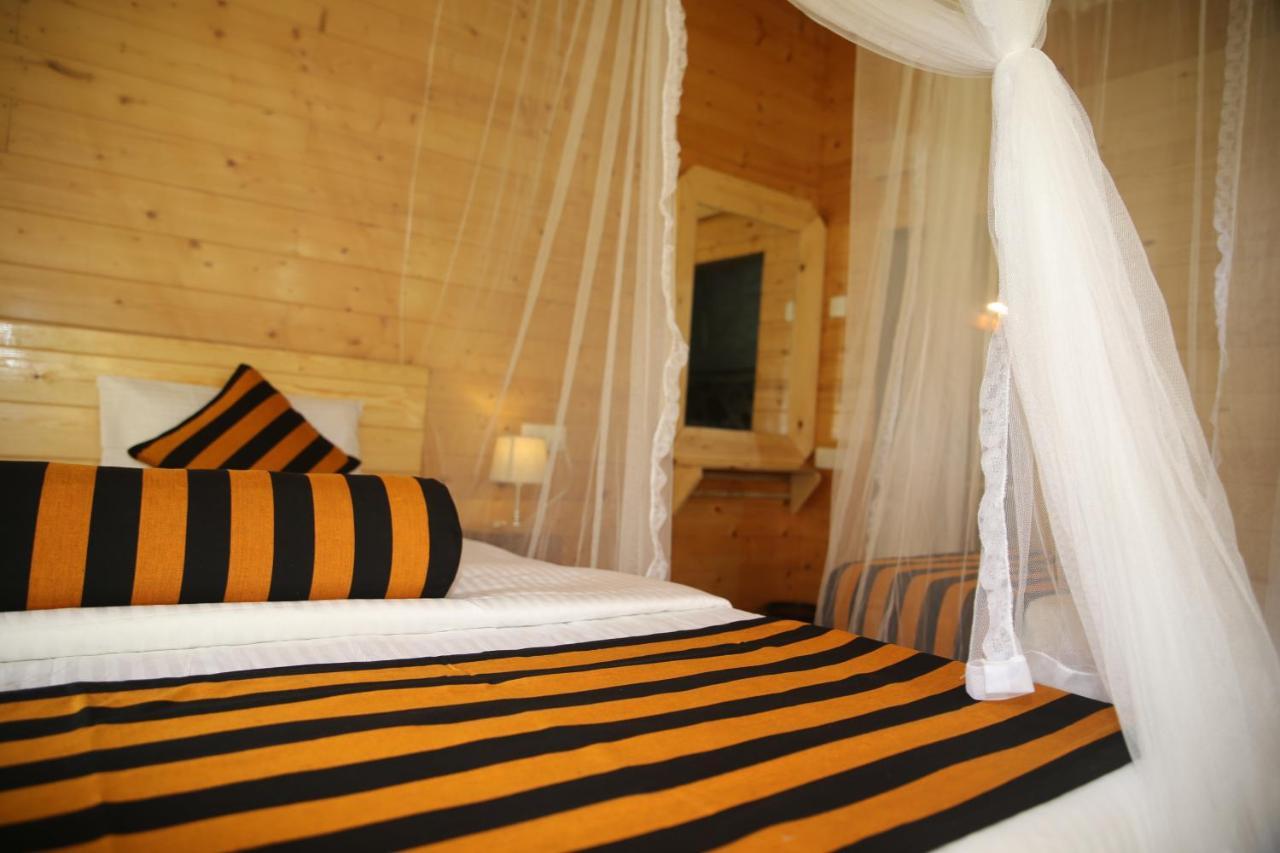 Eco Village Resort *