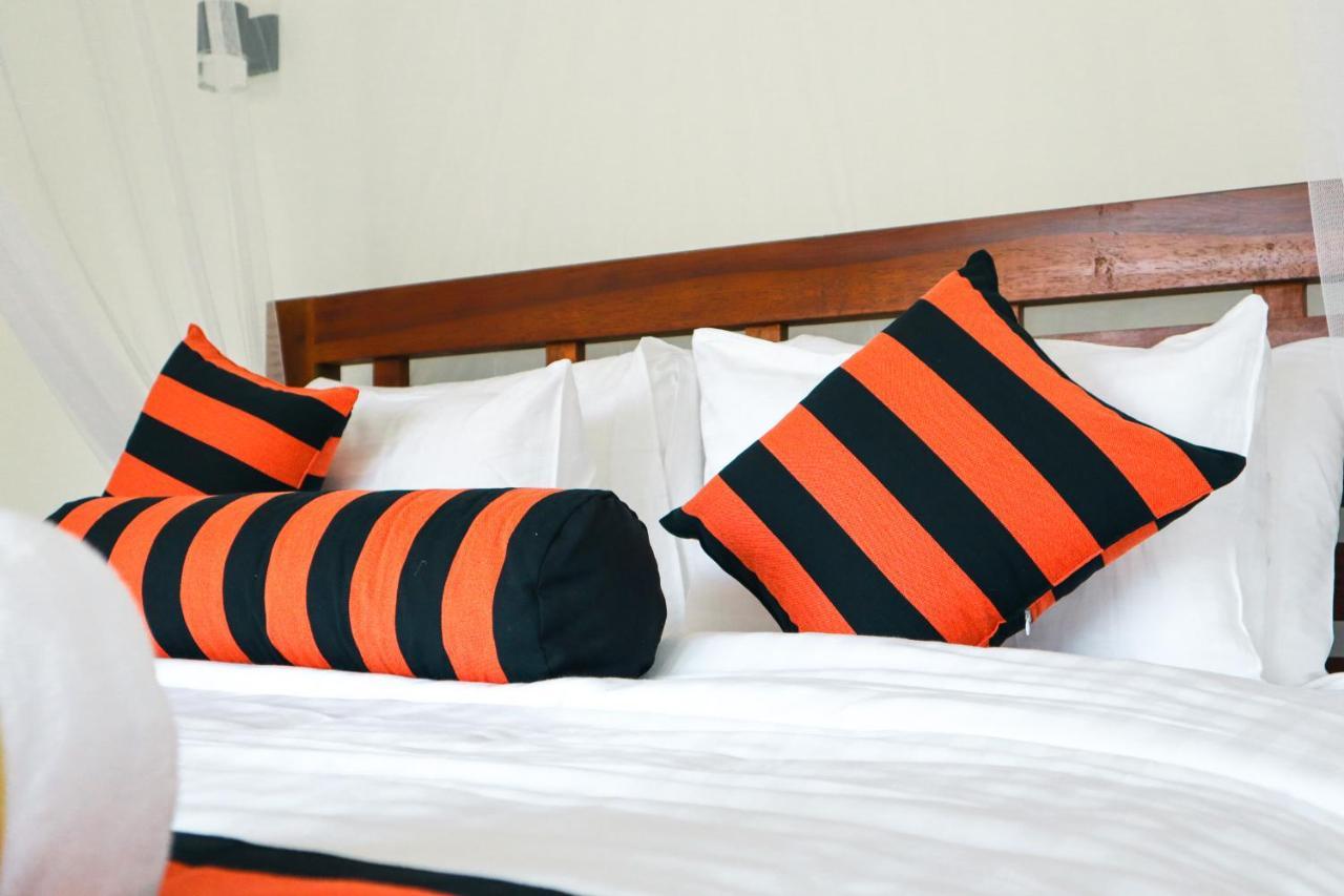 Duet Hearts Bed & Breakfast *