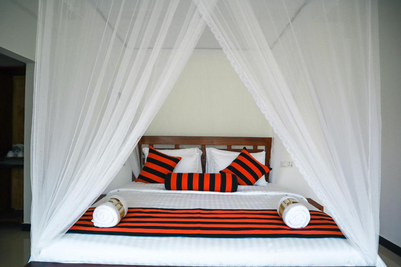 Duet Hearts Bed & Breakfast