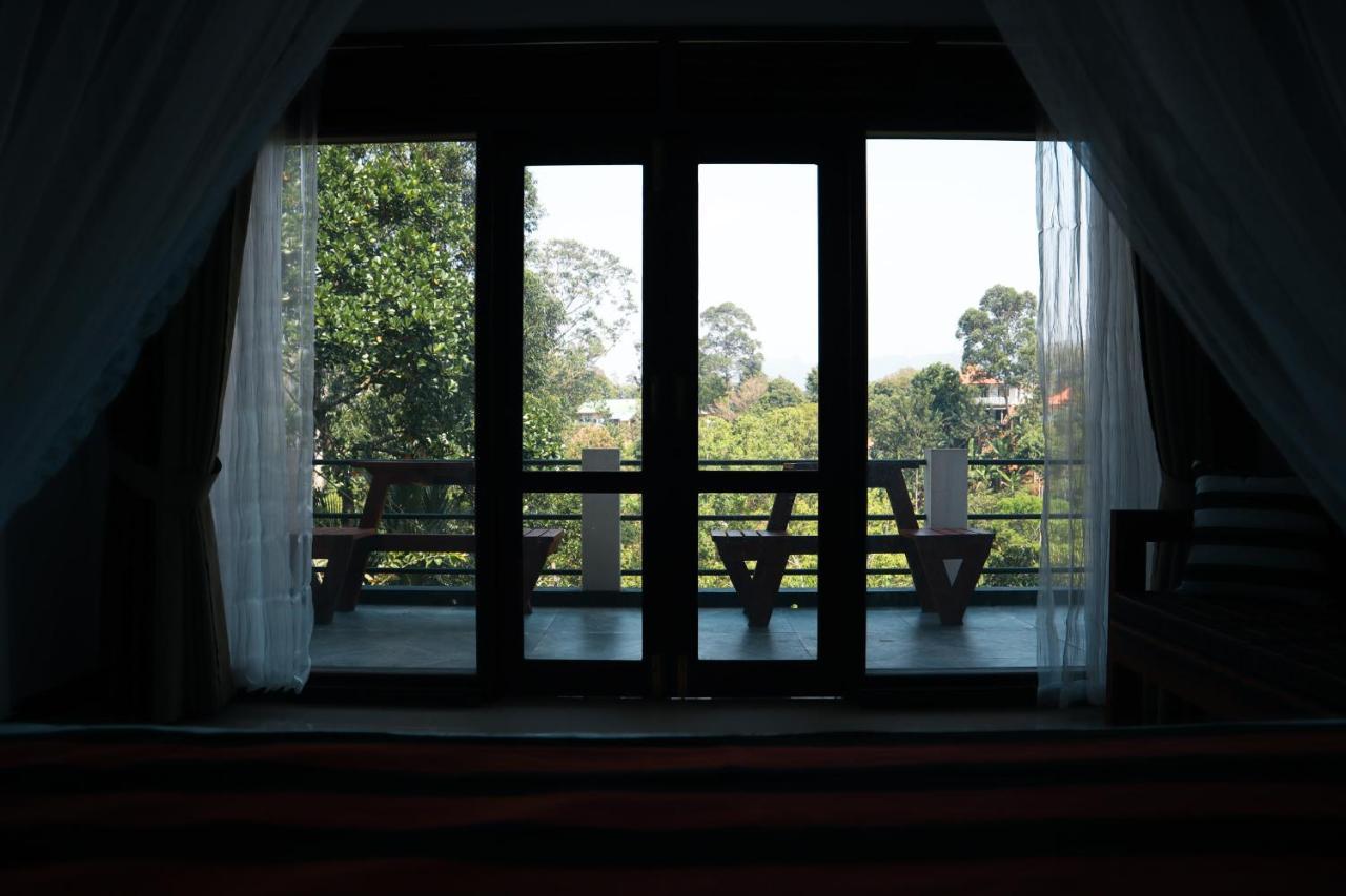 Duet Hearts Bed & Breakfast *