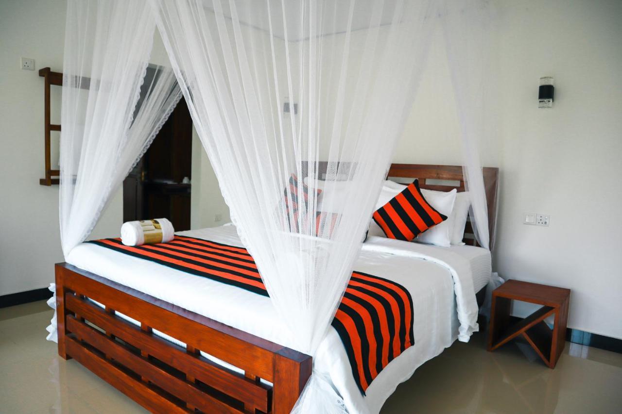 Duet Hearts Bed & Breakfast