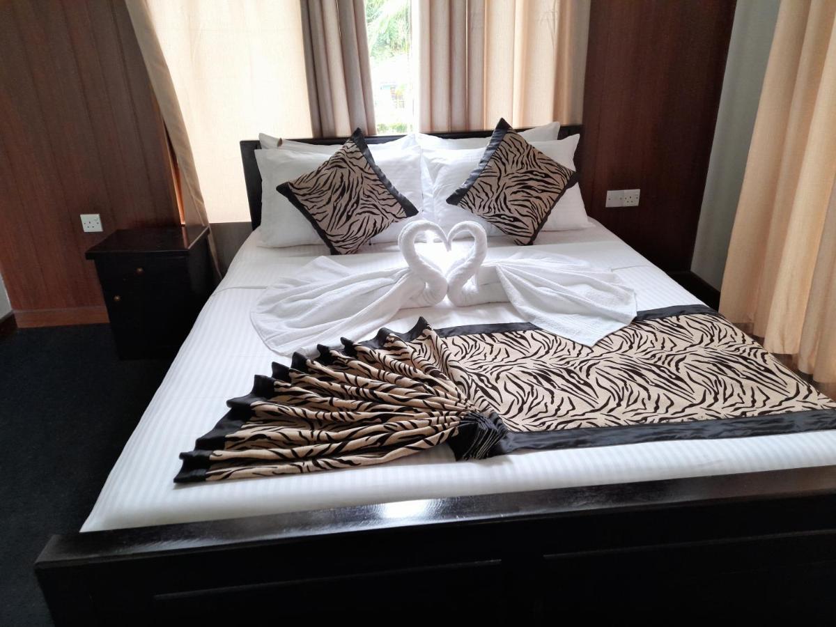 Hotel W1 3*