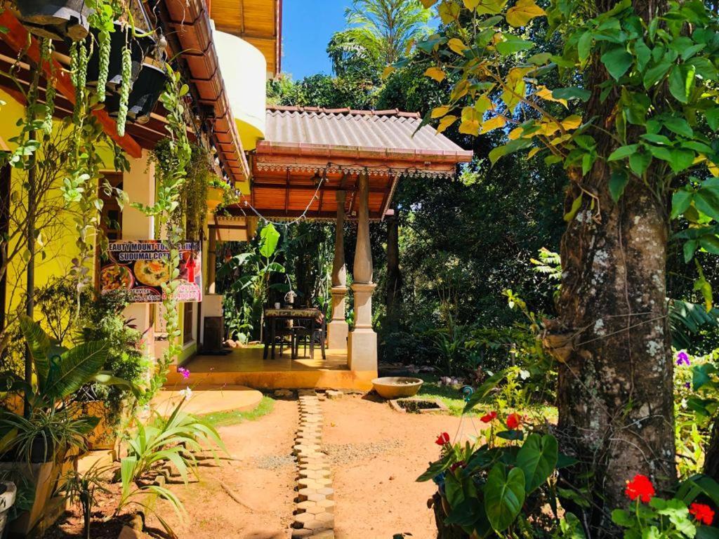 Homestay Sudumal