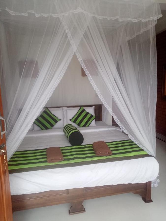 Adam's Apple Homestay Ella