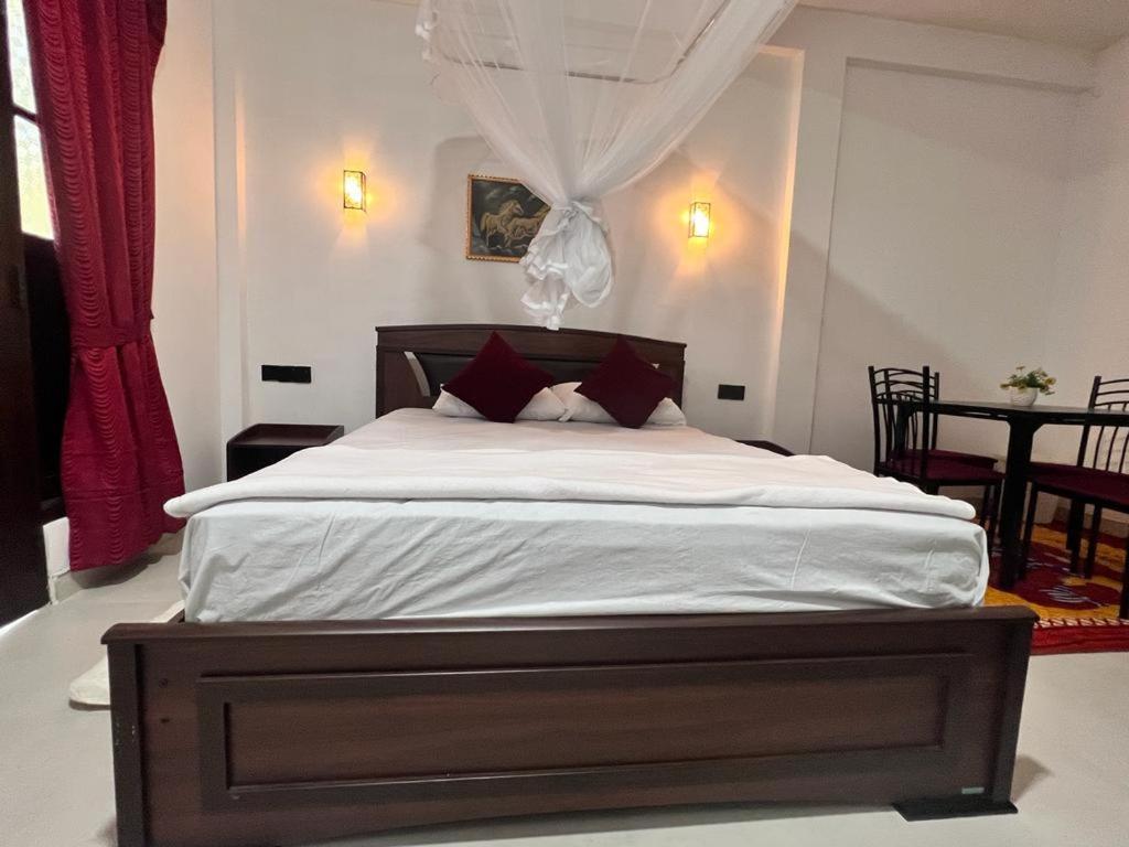 Royal Grand Guest Guest house *