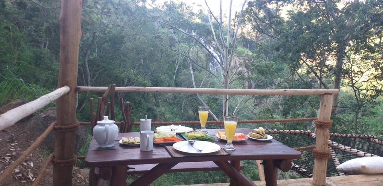 Lodge Retreat Glamping Tent For Nature Lovers