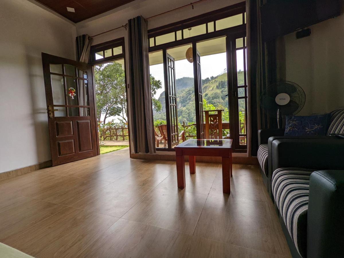 Lavendra Paradise Inn *