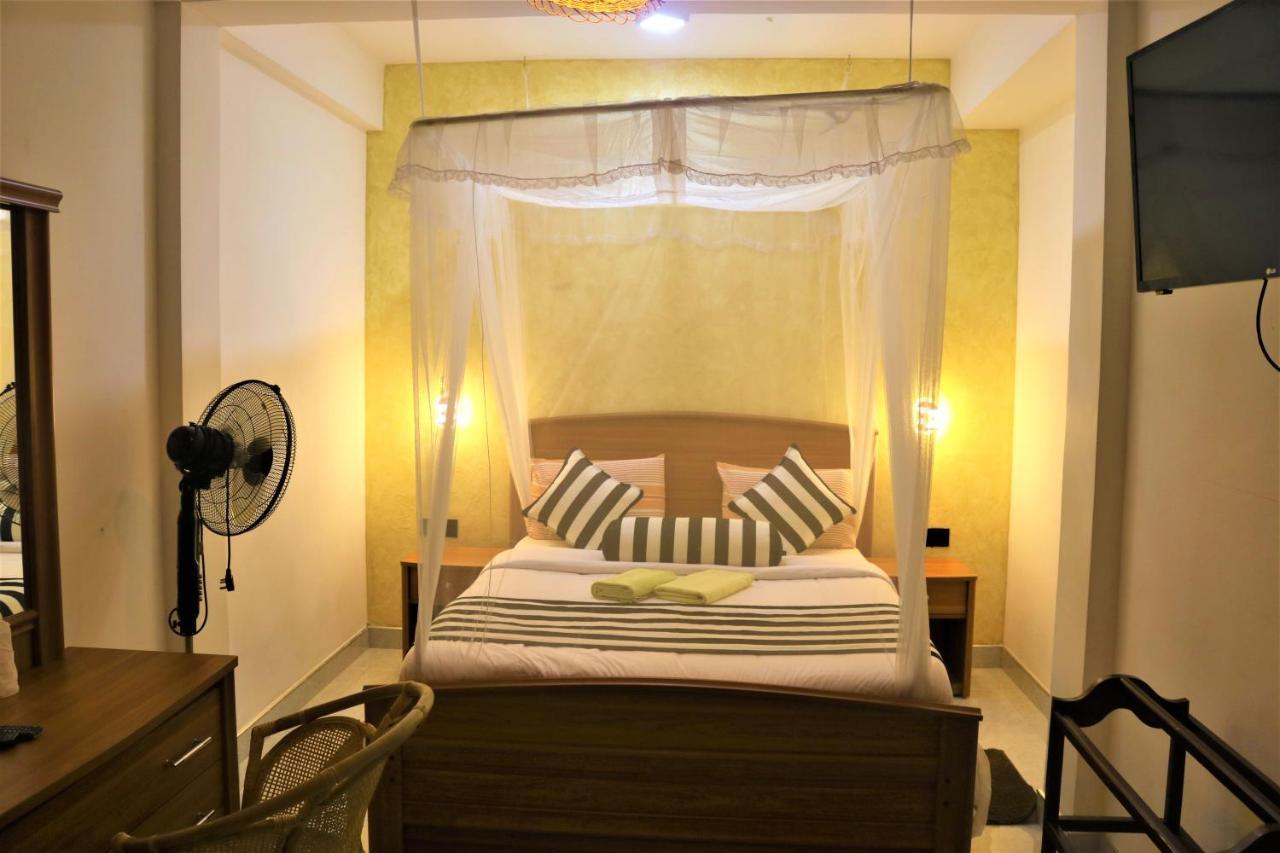 Hotel Ella's Edge