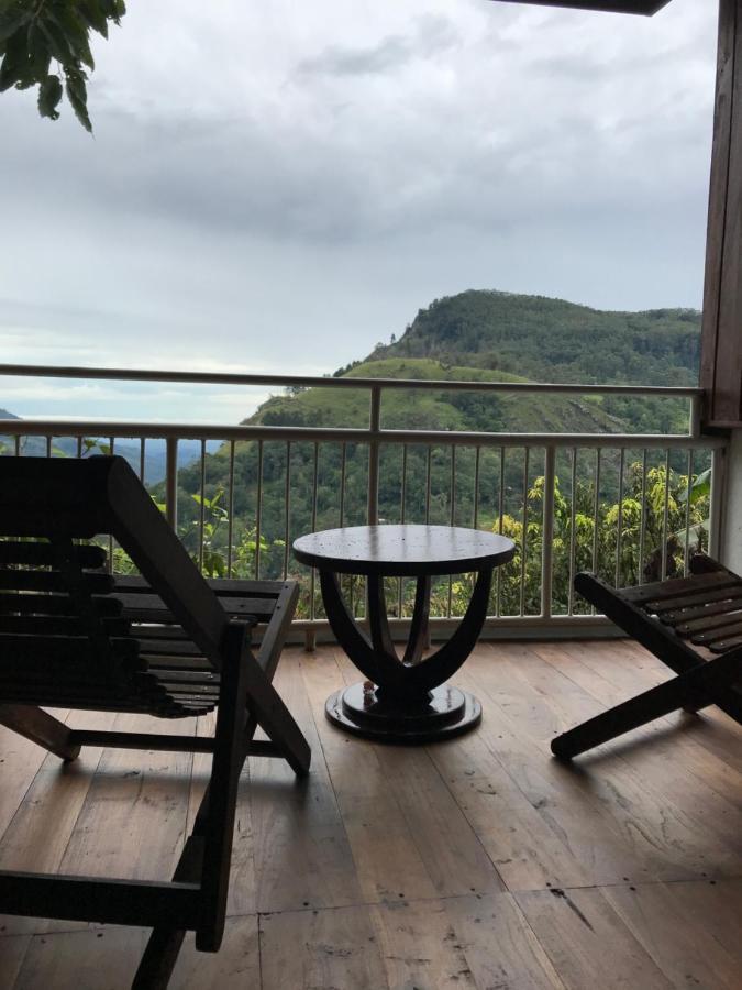 Hotel Hide View 2*