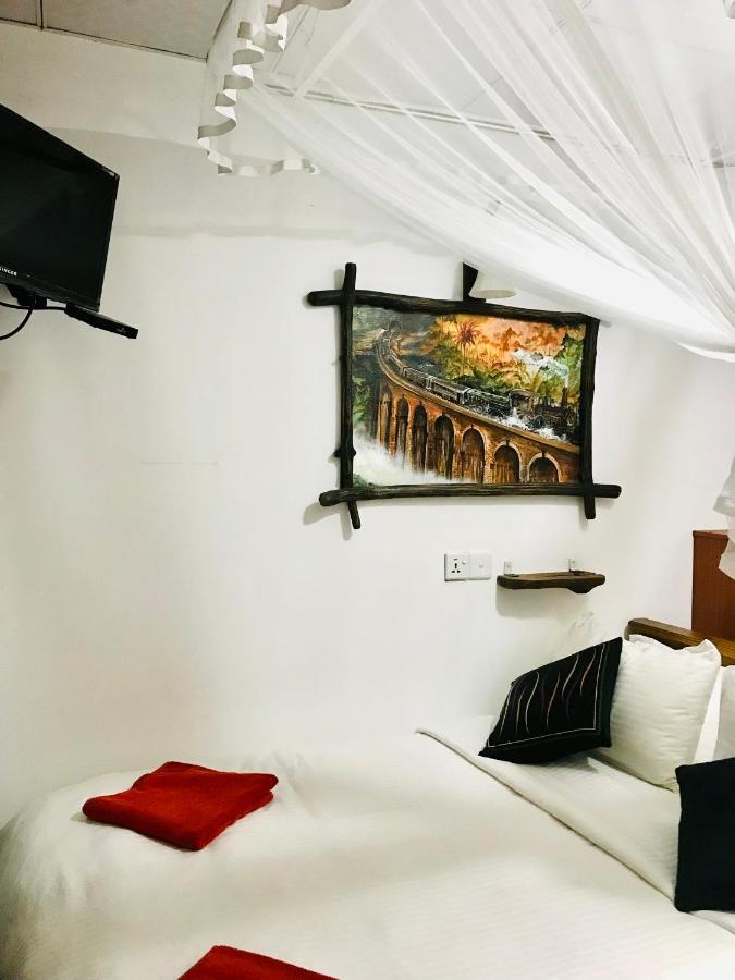 Hide View Hotel
