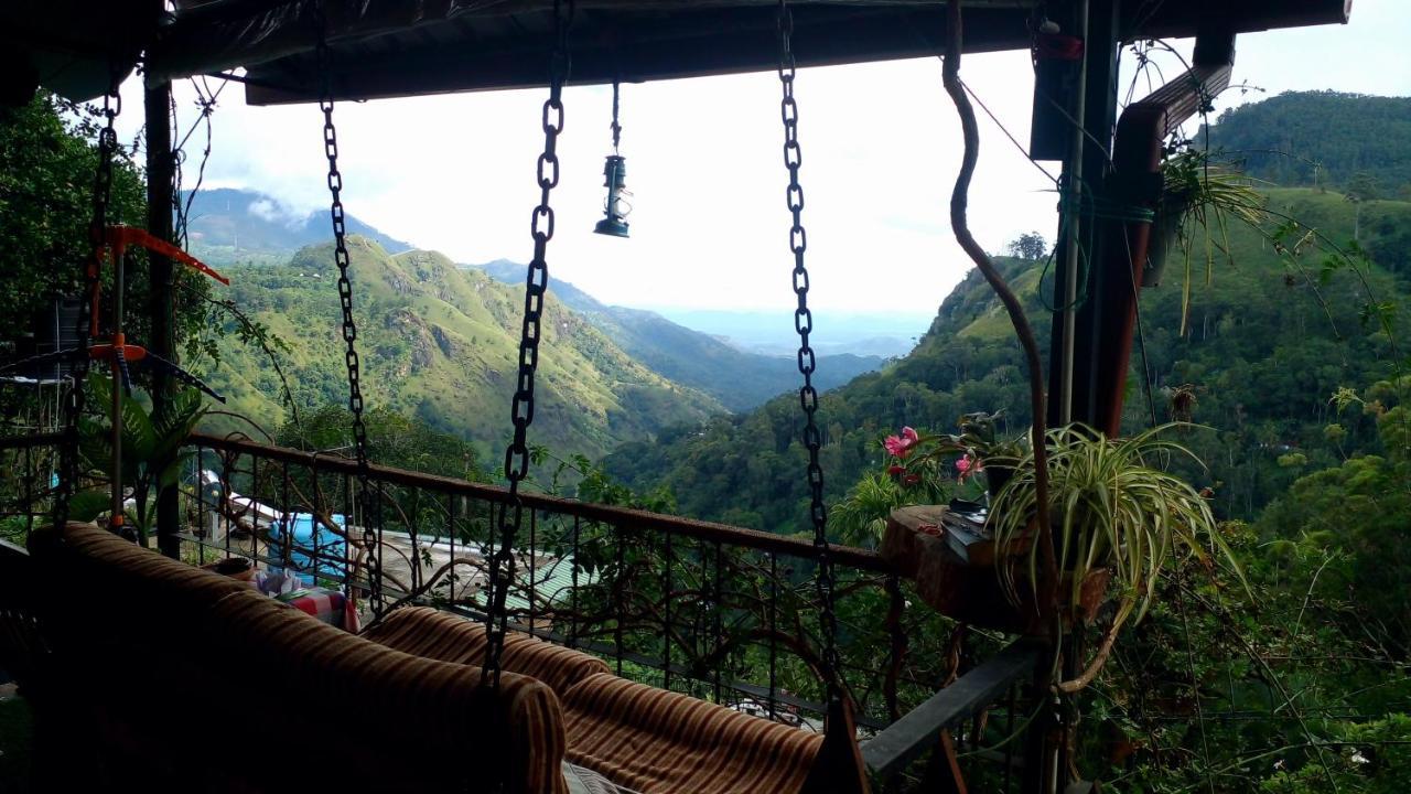 Secret View Ella