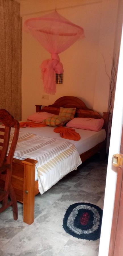 Nimsara Homestay *