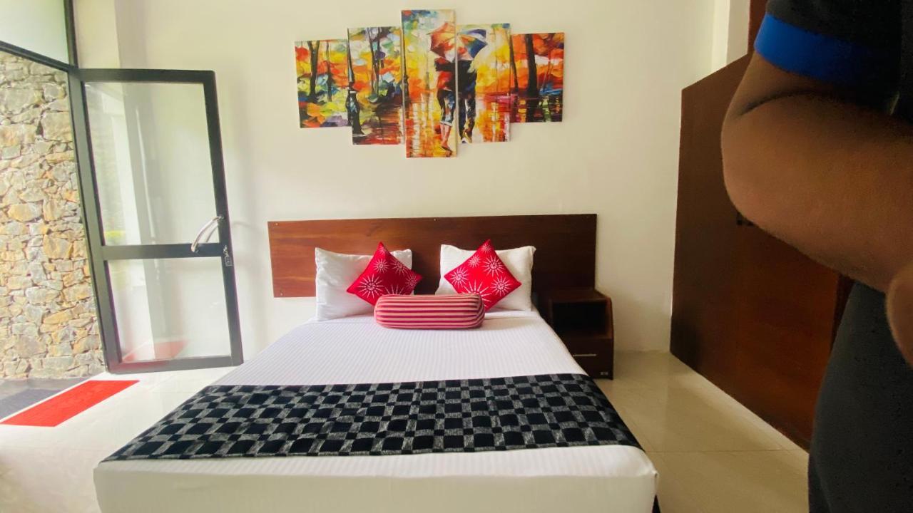Aloft Grand Hotel 3*