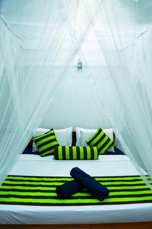 Hotel Heaven *