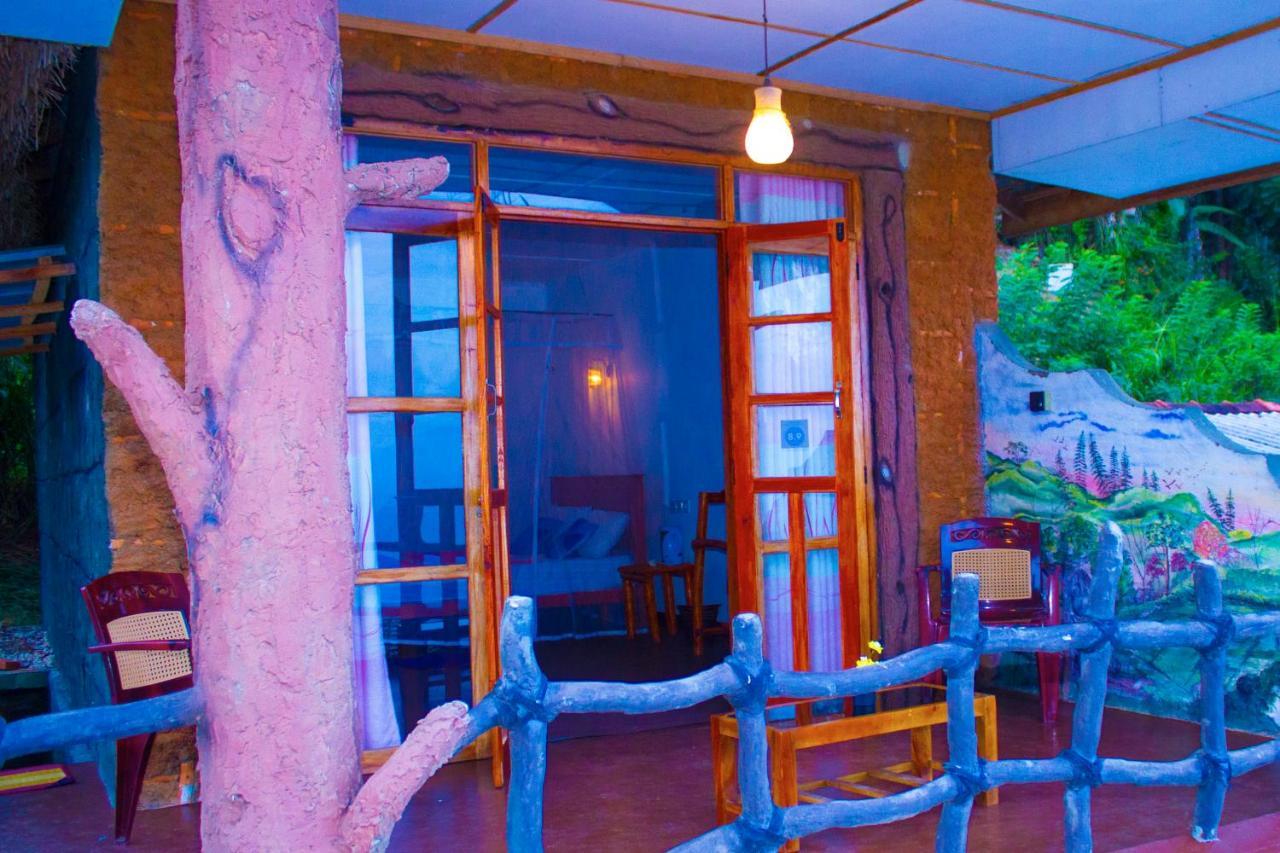 Homestay Stone Shack