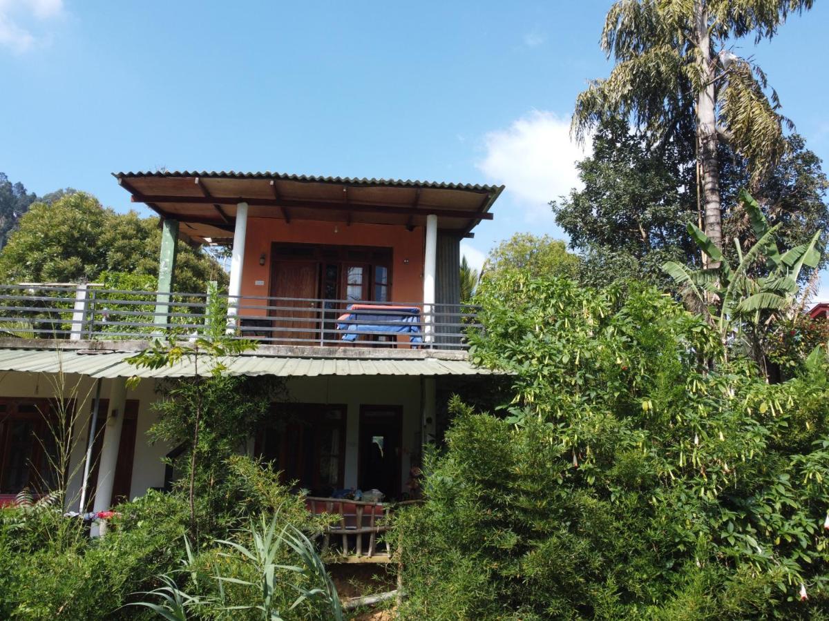 Nature's Glow And Restaurant Homestay Ella