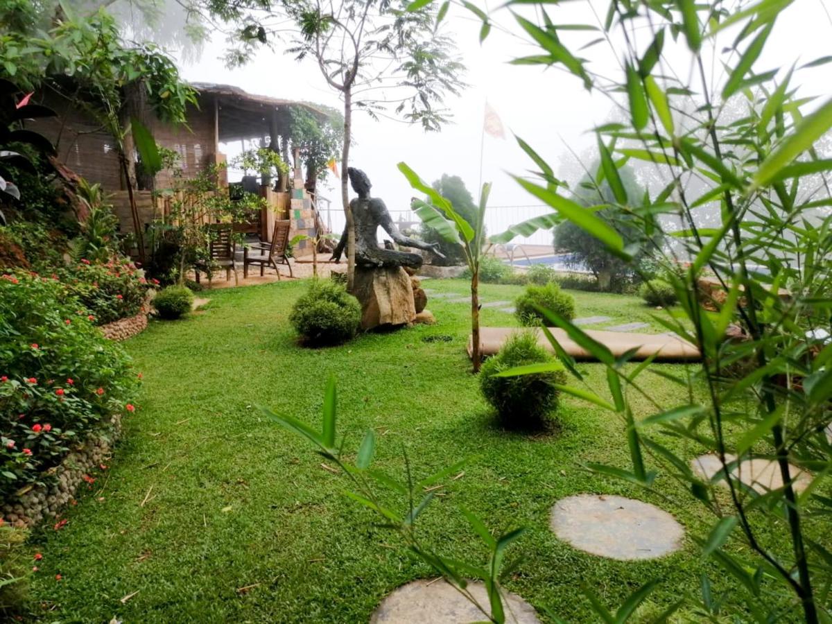 Awesome Place 3*
