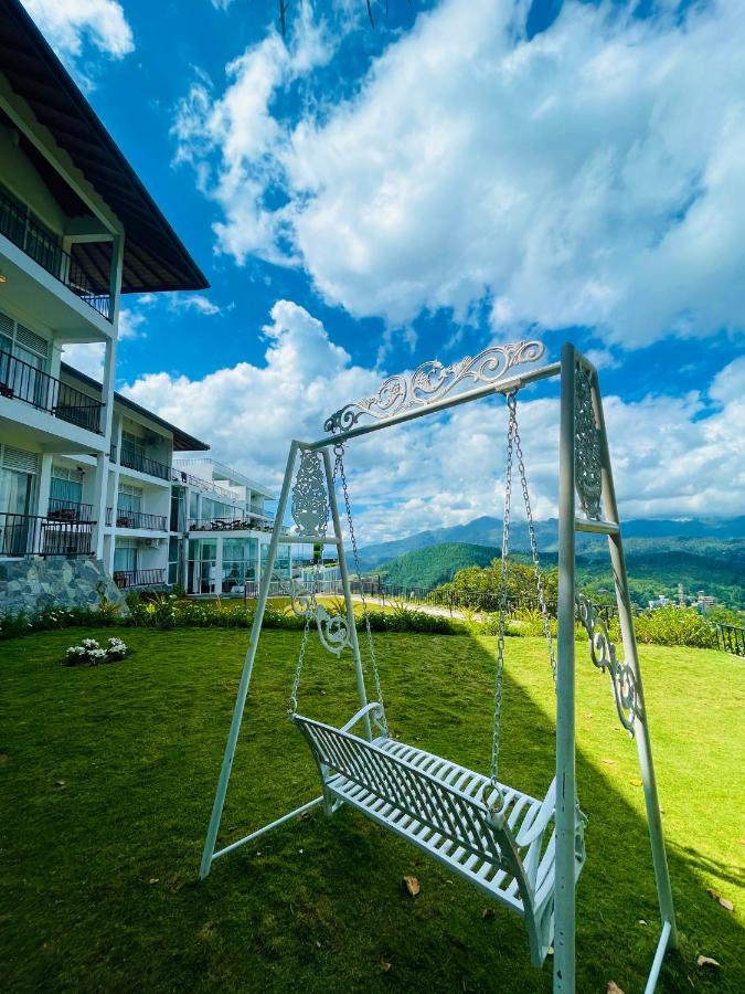 Heaven's Edge By Ehi Hotel Ella
