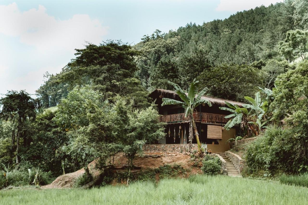 Arawe Retreat Ella