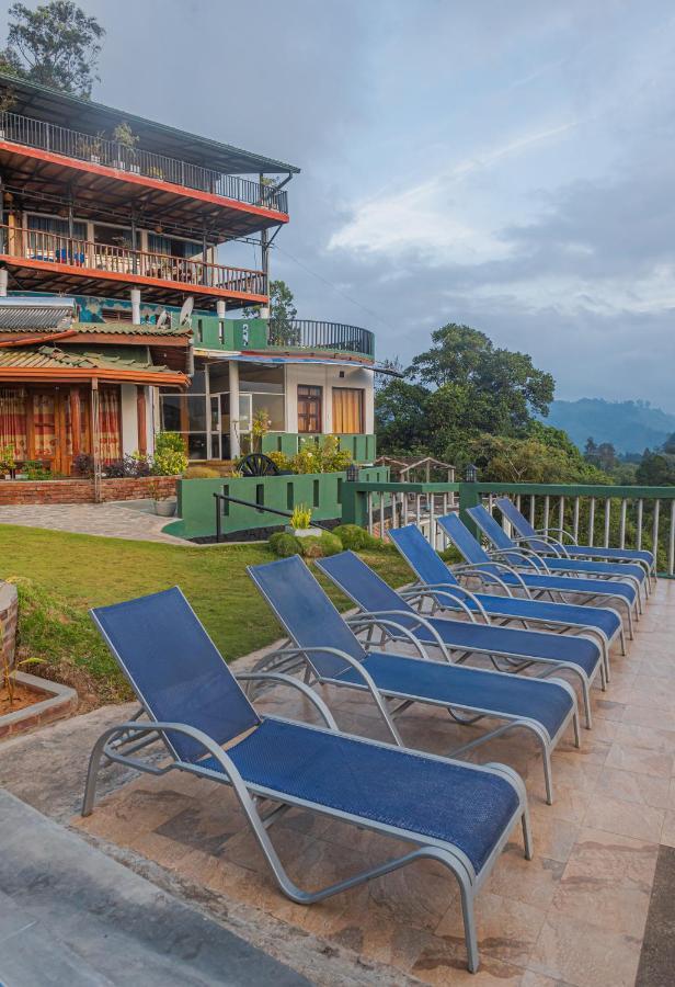 Resort Ravana Range *