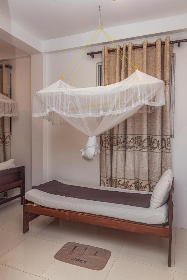 Ravana Range Resort *