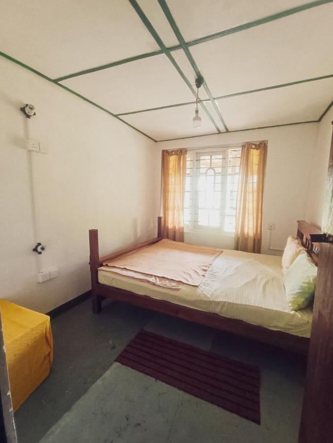 Kurumba Hostel *