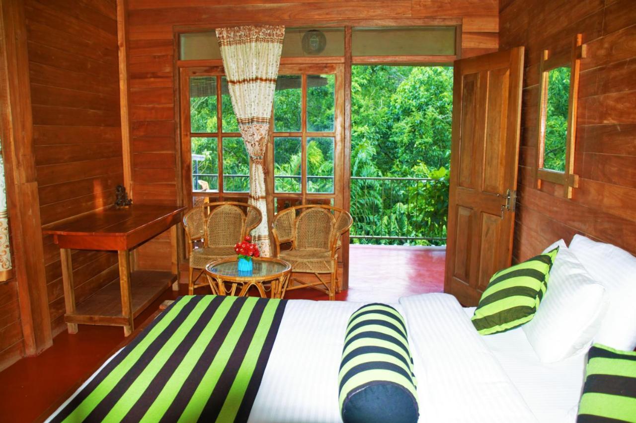 Inn Green Cottage Ella 3*