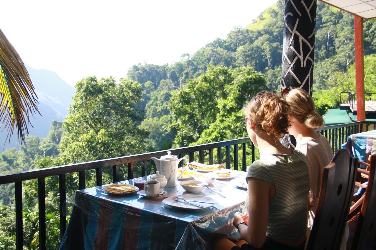 Bed & Breakfast Different View *