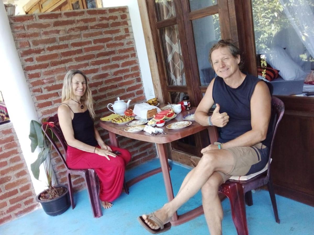 Udessa Rest Ella