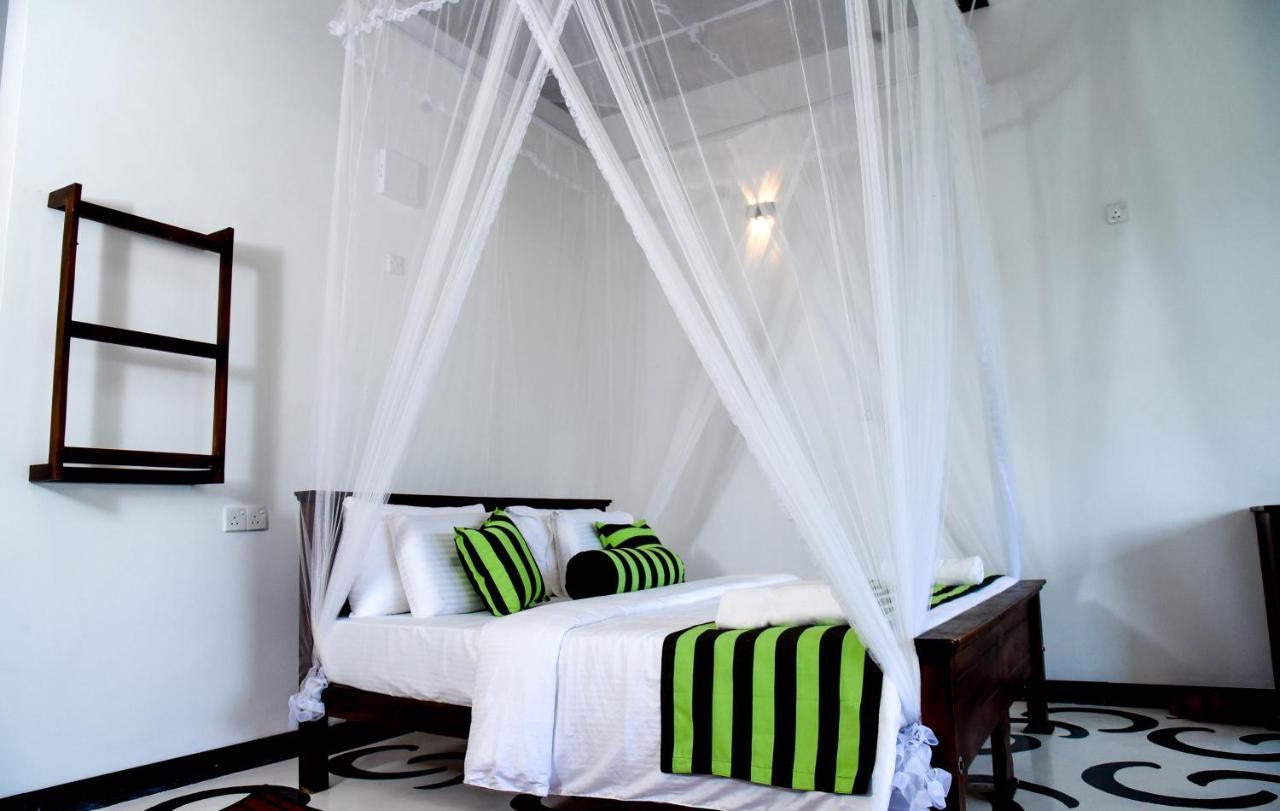 Maridian Hotel *
