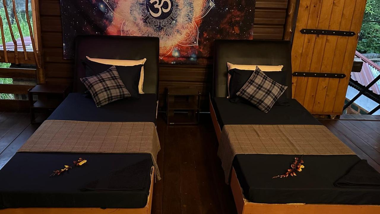 Hostel A Lounge And Cafe