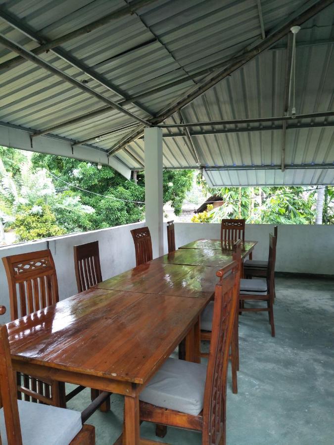 Green Cage & Restaurant Hotel Ella