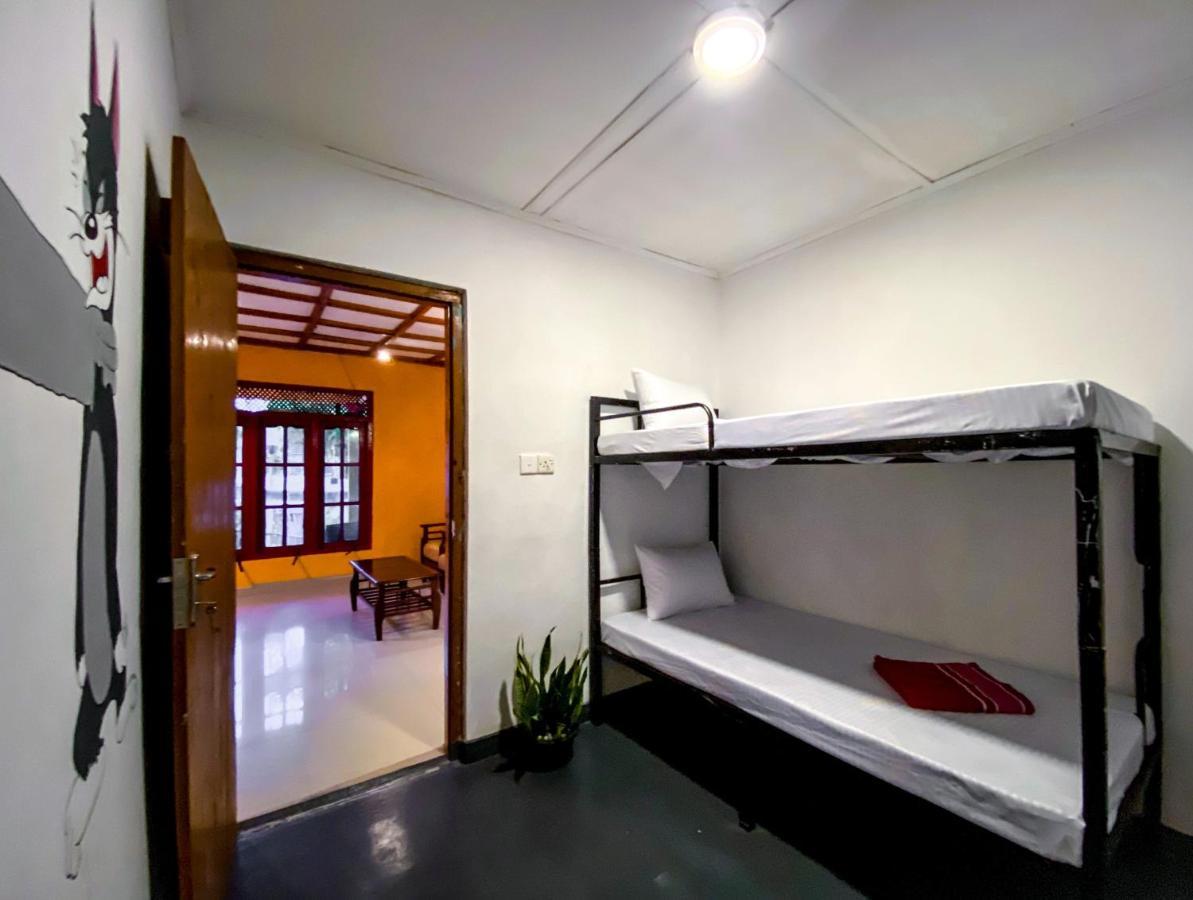 Hostel Mad Monkey And Lounge *