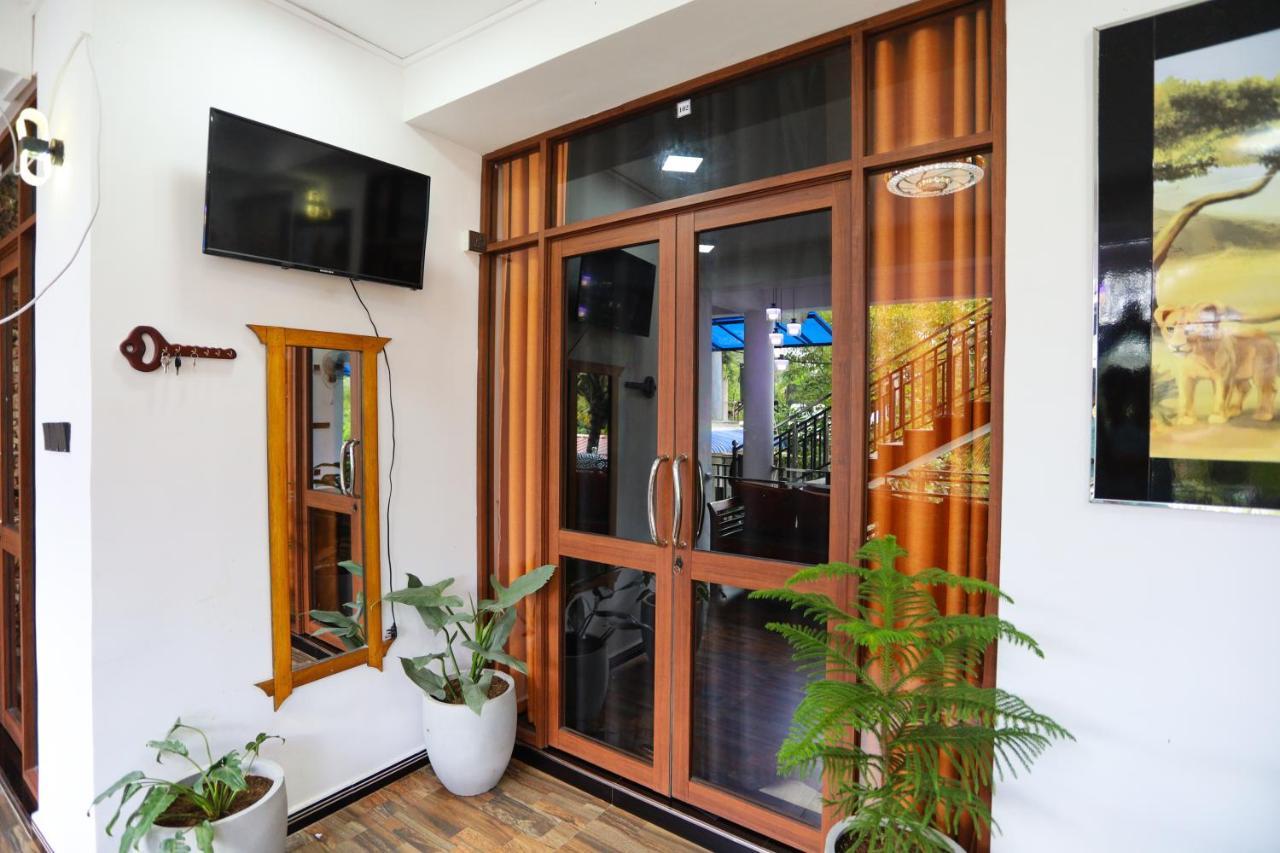 Hotel Venus Gate 2*